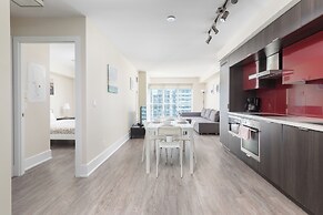 World Wide Stays Suite - CN Tower