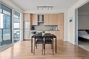 World Wide Stays Suite - CN Tower