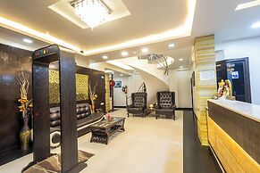 Hotel Red Castle 4 Star