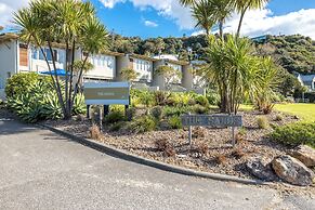 Sea Breeze at The Sands - Onetangi Beach