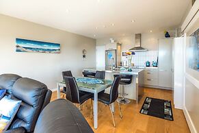 Sea Breeze at The Sands - Onetangi Beach