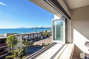 Sea Breeze at The Sands - Onetangi Beach