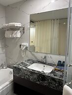 Luxury Phoenix Hotel