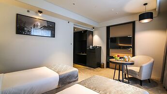 Essentia Premier Hotel Pune