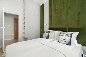 Stylish Apartment Zielona by Renters