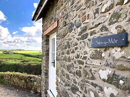 Swn y Môr - 1 Bedroom Cottage - Whitesands