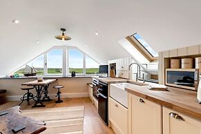 Swn y Môr - 1 Bedroom Cottage - Whitesands