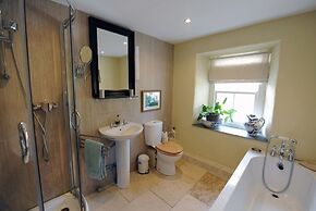 Upper Porthmawr - 5 Bedroom Cottage - Whitesands