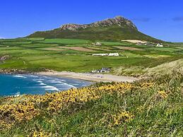 Upper Porthmawr - 5 Bedroom Cottage - Whitesands