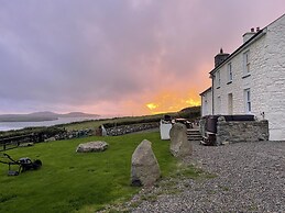 Upper Porthmawr - 5 Bedroom Cottage - Whitesands