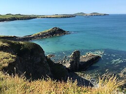 Upper Porthmawr - 5 Bedroom Cottage - Whitesands