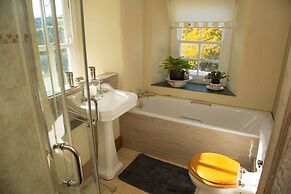 Upper Porthmawr - 5 Bedroom Cottage - Whitesands