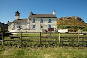 Upper Porthmawr - 5 Bedroom Cottage - Whitesands
