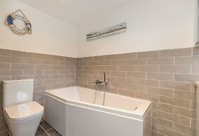 Awel y Môr - 3 Bedroom Cottage - Whitesands