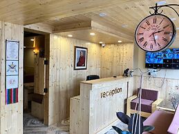 Goroomgo Ghar Bar Boutique Stay Himachal Pradesh