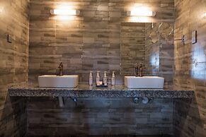 Nokras Enkare Luxury Tented Camp Sagana