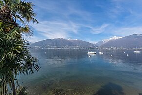 Garden on the Lake 1