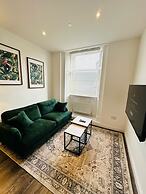 Barnet House Serviced Apartments