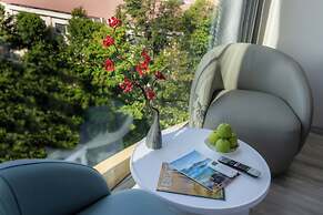 V'Luna Hotel - Managed by THM