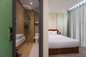 V'Luna Hotel - Managed by THM