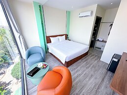 V'Luna Hotel - Managed by THM