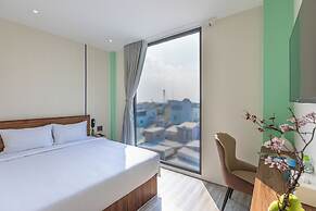 V'Luna Hotel - Managed by THM