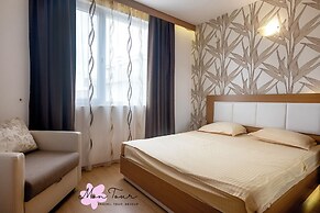 Mon Tour apartments