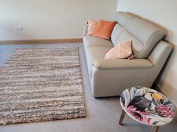 Immaculate 2-bed Cottage in Tuam