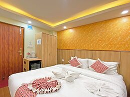 Hotel Lumbini Airport