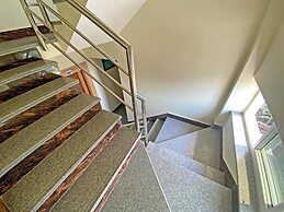 Hotel Lumbini Airport