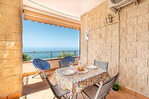 Beautiful Terrace On The Gulf Of Acciarol