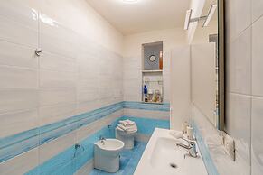 Beautiful Terrace On The Gulf Of Acciarol