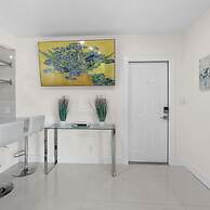 Spacious 1b-1b Retreat in Fort Lauderdale