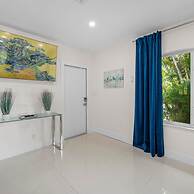 Spacious 1b-1b Retreat in Fort Lauderdale