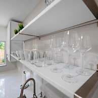 Spacious 1b-1b Retreat in Fort Lauderdale