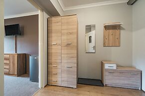 Guest Rooms and Family Apartments