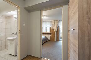 Guest Rooms and Family Apartments