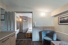 Guest Rooms and Family Apartments