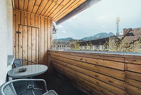 Guest Rooms and Family Apartments