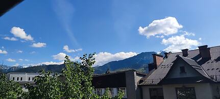 Guest Rooms and Family Apartments