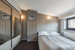 Guest Rooms and Family Apartments