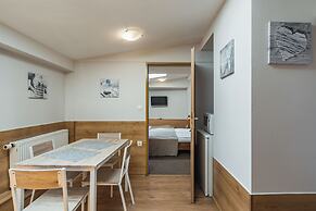 Guest Rooms and Family Apartments