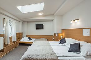 Guest Rooms and Family Apartments