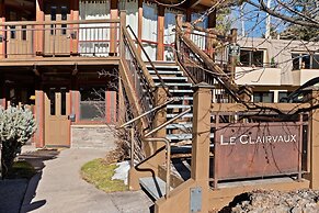 803 E. Durant Le Clairvaux #5 3 Bedroom Condo by RedAwning