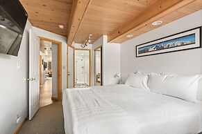 803 E. Durant Le Clairvaux #5 3 Bedroom Condo by RedAwning