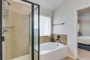 Modern Houston Home w/ Patio: 12 Mi to Downtown!