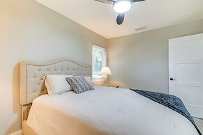 Tampa Home w/ Covered Patio: 8 Mi to Downtown!