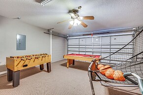 17 Mi to Disney: Home w/ Game Room in Davenport