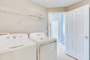 17 Mi to Disney: Home w/ Game Room in Davenport