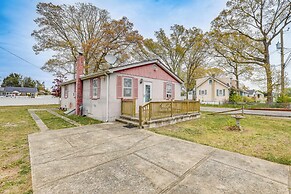 Ideally Located Villas Home: 2 Mi to Beaches!